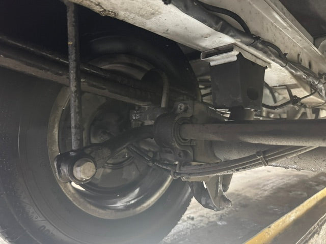 Mercedes-Benz Sprinter rear chassis and suspension underside